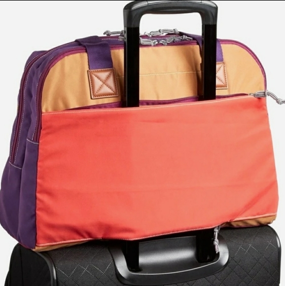 Travel Bag / Luggage - Picture 4 of 5